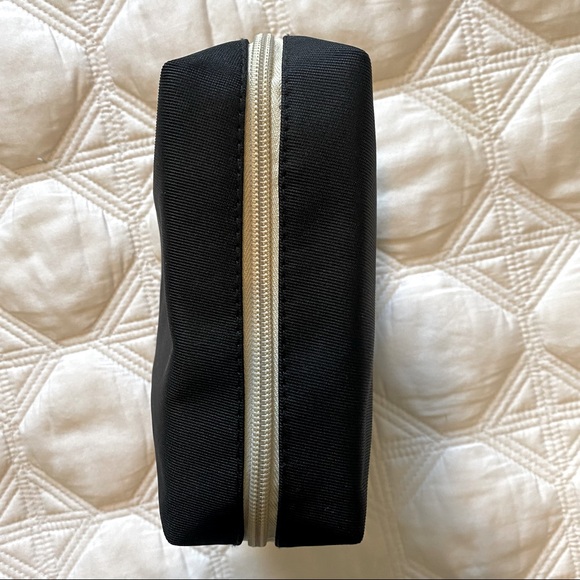 COPY - Salvatore Ferragamo Parfums Magnifica Pouch Bag - Picture 5 of 8